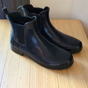 Hunter Chelsea rain boots